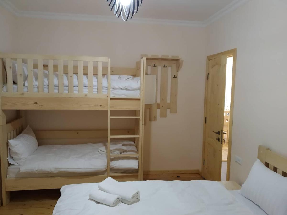 Petit Dilijan Bed and Breakfast Exteriör bild
